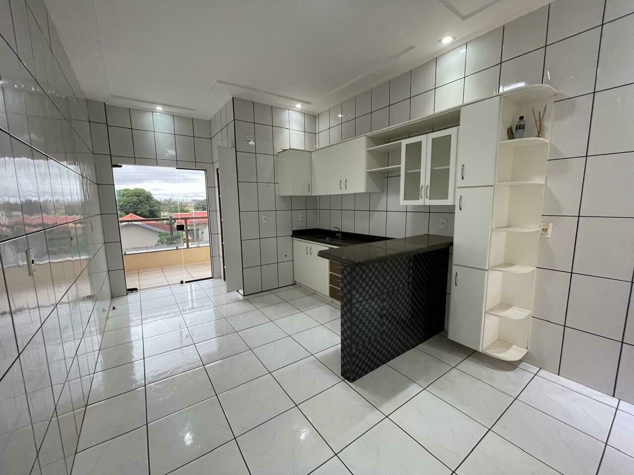 Imagem do VENDA - CASA NO CENTRO , AVENIDA PRINCIPAL ( ILDEFONSO CARNEIRO )